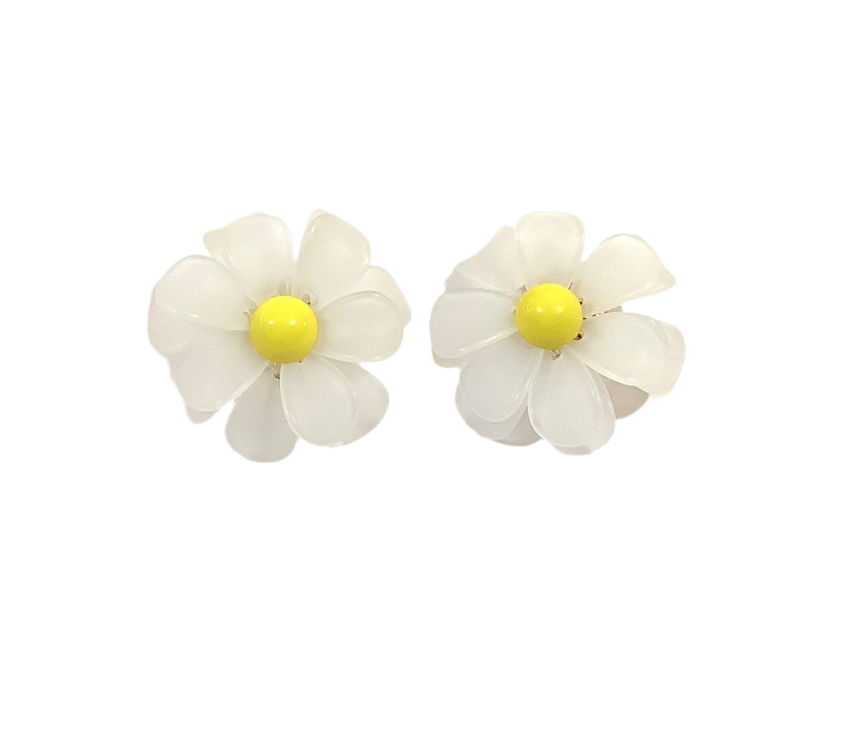 White Daisy Earrings