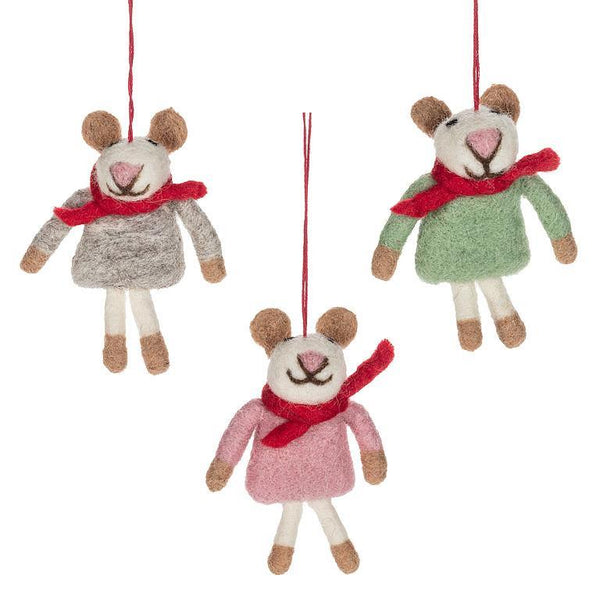 Bear in Scarf & Sweater Ornament