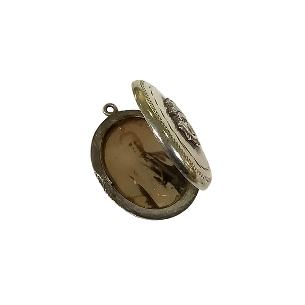 Vintage Sterling Silver Oval Locket