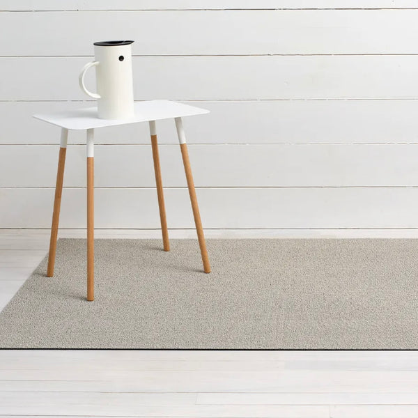 Chilewich Indoor/Outdoor Solid Shag Floor Mat - Silk