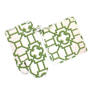 Garden Trellis Green Oven Mitt And Pot Holder Set