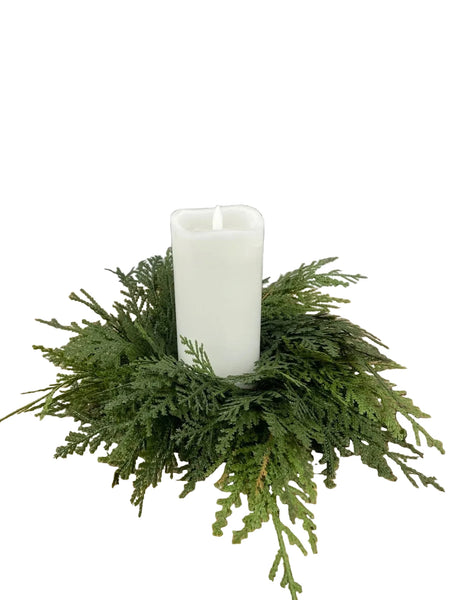 Fresh Touch Lush Northern White Candle Ring 13”