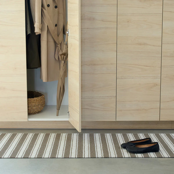 Chilewich Indoor/Outdoor Boardwalk Stripe Shag Floor Mat - Walnut