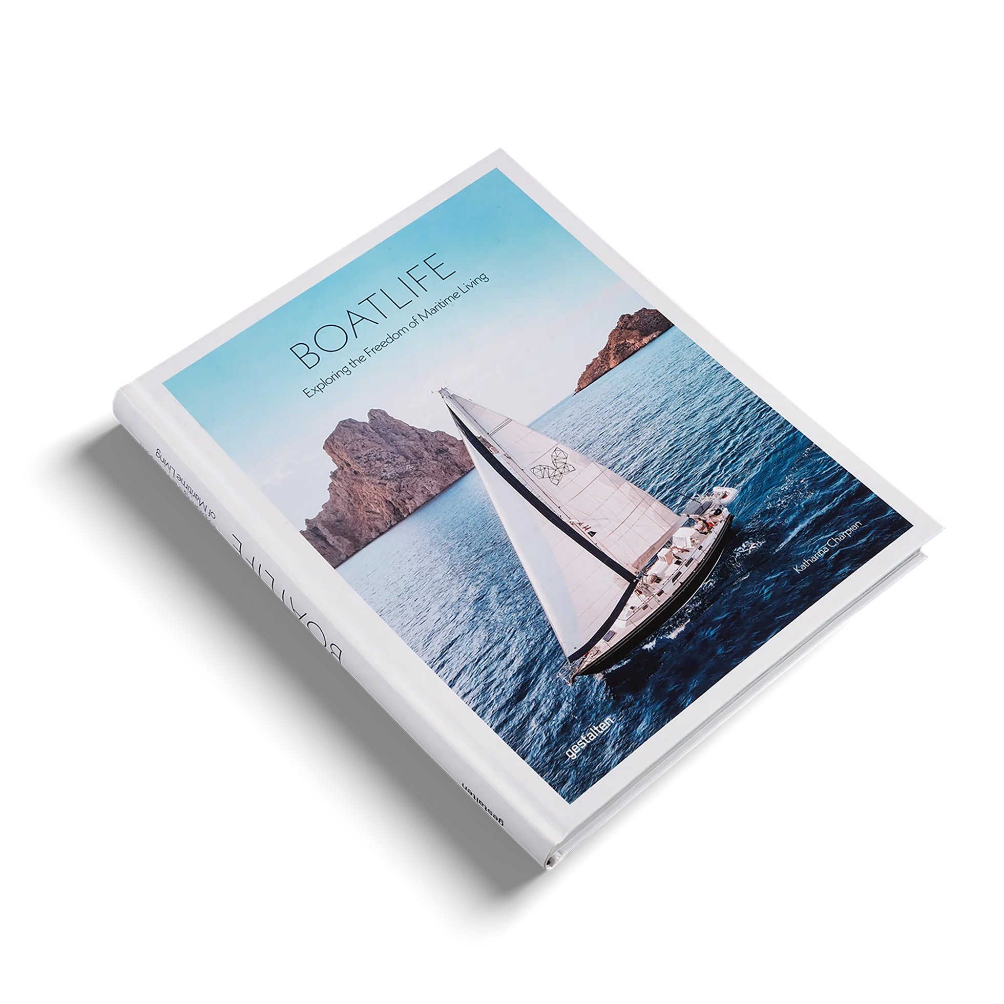 Boatlife: Exploring the Freedom of Maritime Living