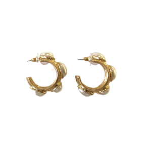 Pearl & Gold Hoop Earrings