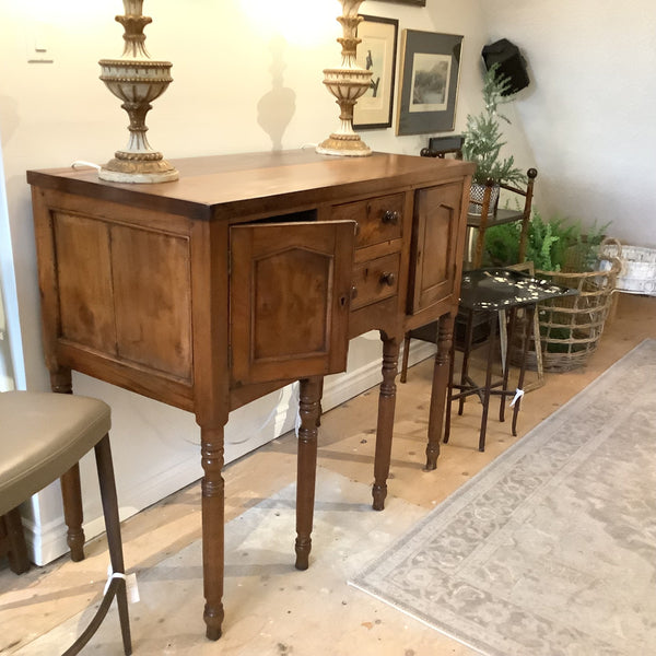 Vintage Circa 1800’s Virginia Hunt Table