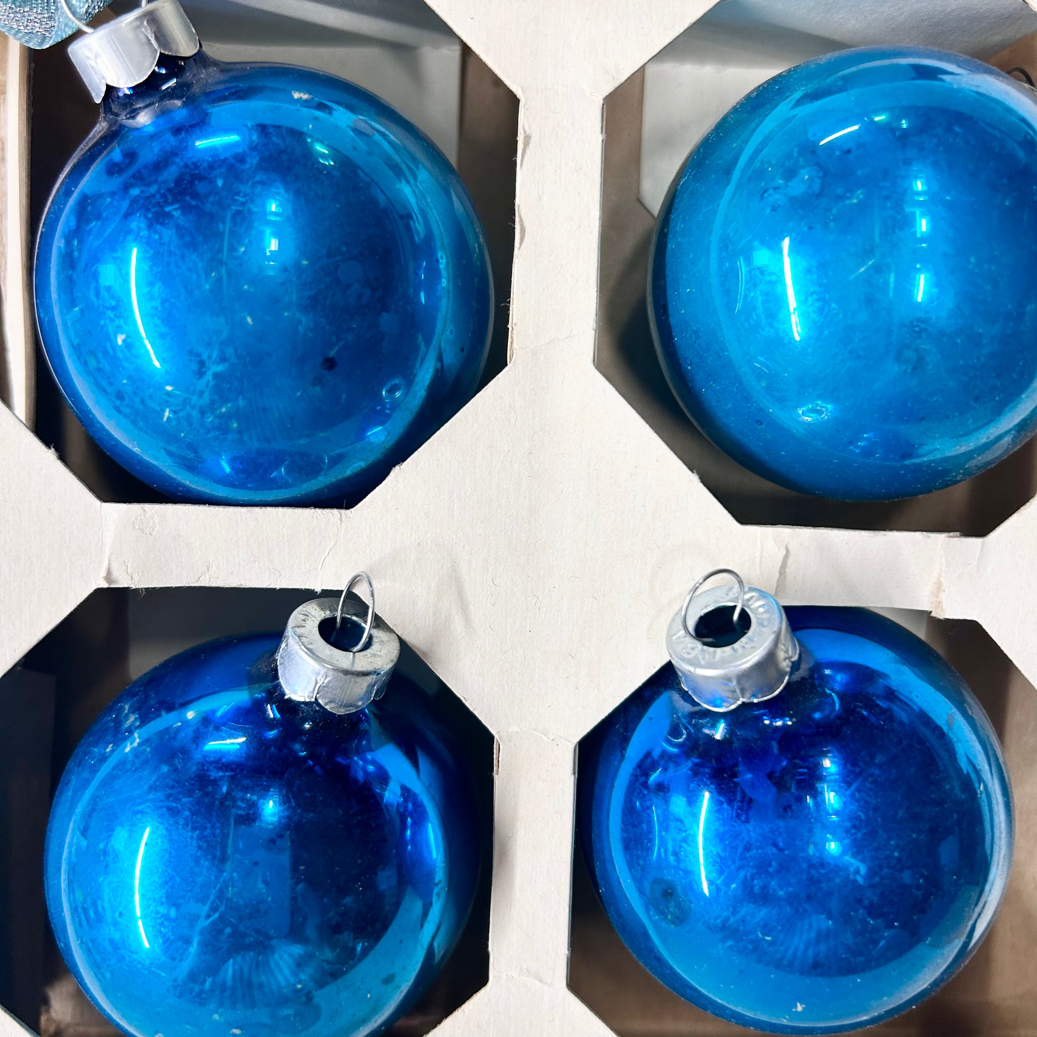 Vintage Blue Ornament 2.25"