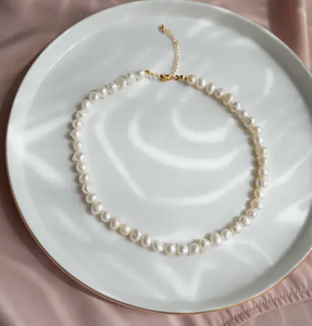Freshwater Medium Pearl Collar Necklace