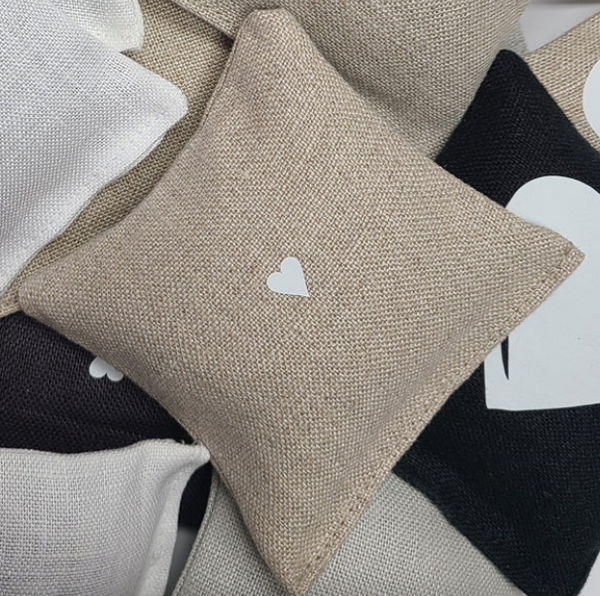 Lavender Sachet - White Heart/Natural Linen