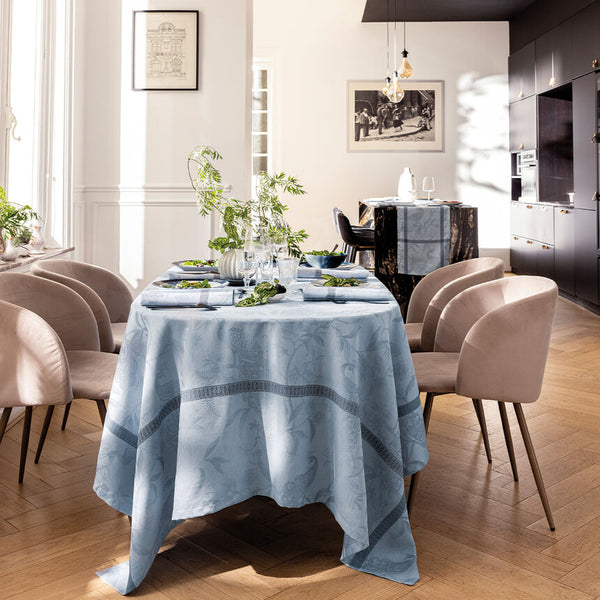 Le Jacquard Français Linen Tablecloth - A L'orangerie Blue