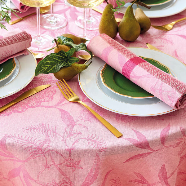 Le Jacquard Français Linen Tablecloth - A L'orangerie Pink