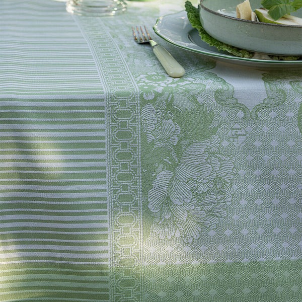 Le Jacquard Français Cotton Tablecloth - Promenade Impériale Green