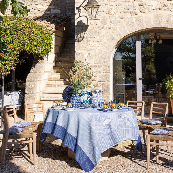 Le Jacquard Français Cotton Tablecloth - Promenade Impériale Blue
