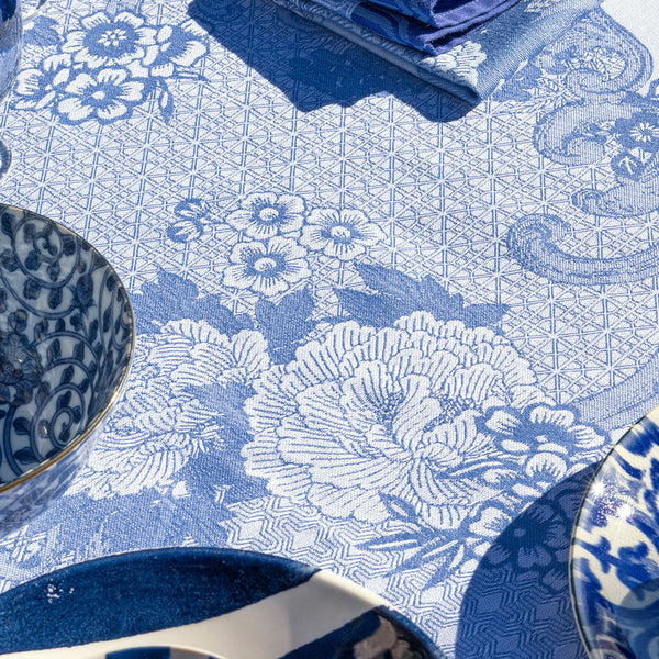 Le Jacquard Français Cotton Tablecloth - Promenade Impériale Blue