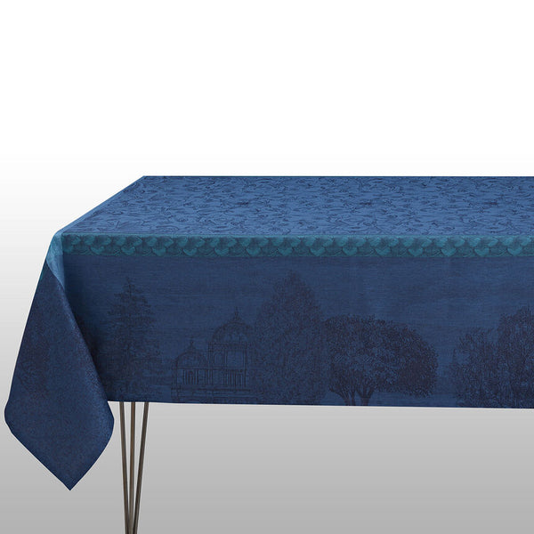 Le Jacquard Français Linen Tablecloth - Symphonie Baroque Dusk