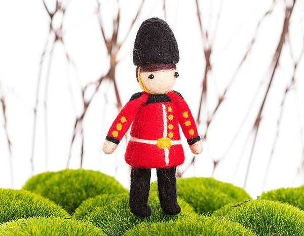 red-coat-soldier-ornament-tree